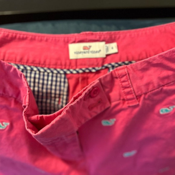 Vineyard Vines whale Shorts never worn in new condition size 4 - Picture 3 of 6
